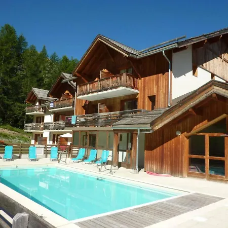 Superbe Mitoyen Avec Piscine, Sauna, Hammam, Pres Des Pistes, 1800 - Fr-1-322-63 *